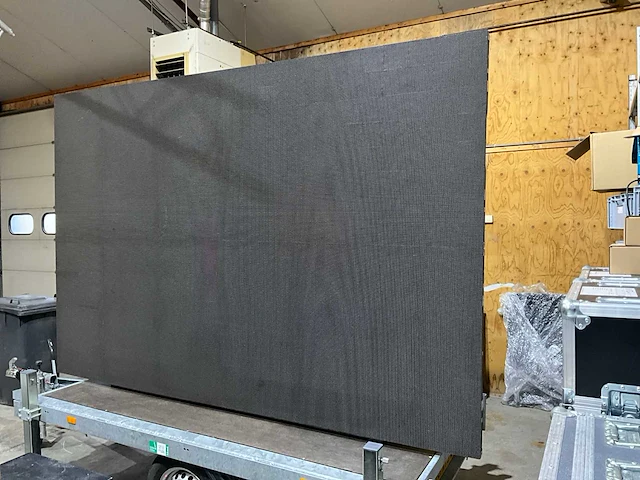 Ledscherm 3000x2000 outdoor - p4.8 - afbeelding 7 van  14