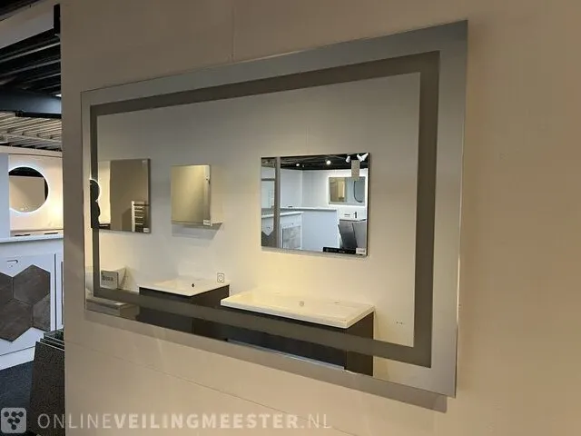 Ledspiegel met touchbediening, zilver - afbeelding 2 van  2