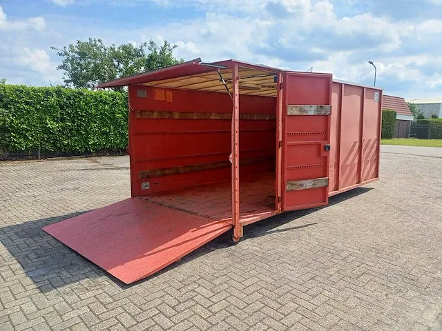 Leebur - afzet container - afbeelding 10 van  17