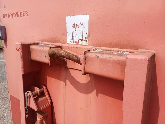 Leebur - afzet container - afbeelding 16 van  17