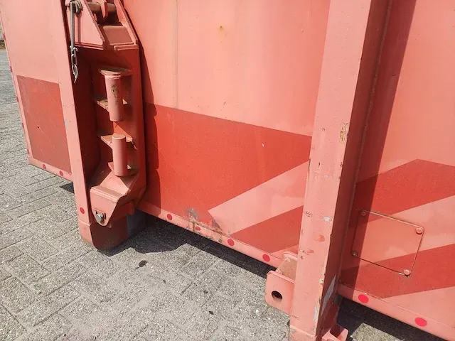 Leebur - afzet container - afbeelding 17 van  17