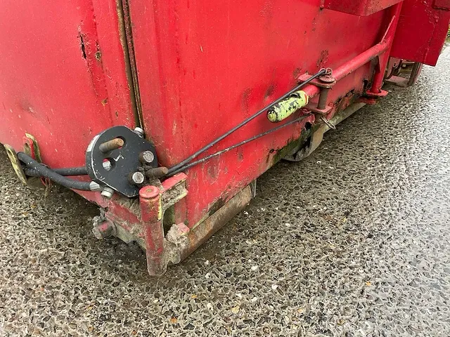 Leebur afzet afvalcontainer - afbeelding 5 van  8