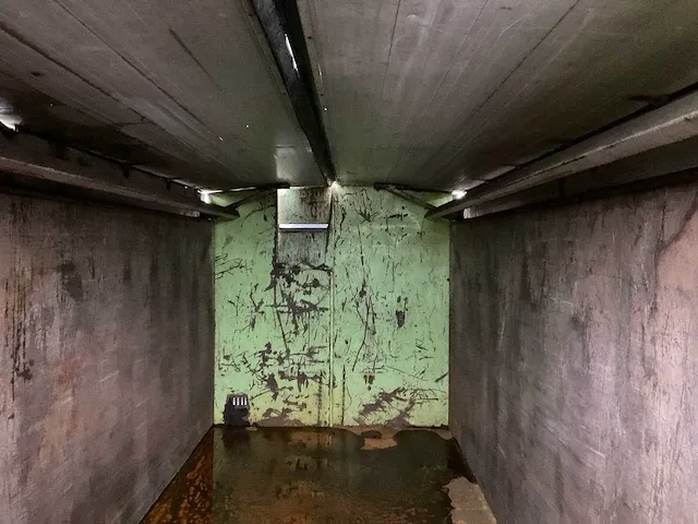 Leebur afzet afvalcontainer - afbeelding 7 van  8