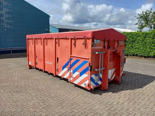 Leebur afzetcontainer met 3km 6" slangen - afbeelding 18 van  24