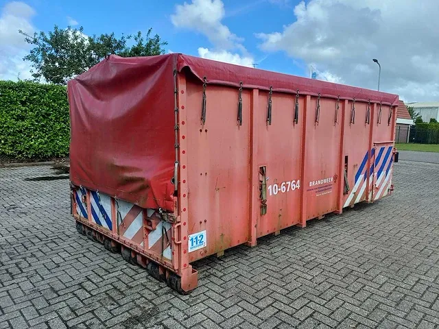 Leebur afzetcontainer met 3km 6" slangen - afbeelding 12 van  23