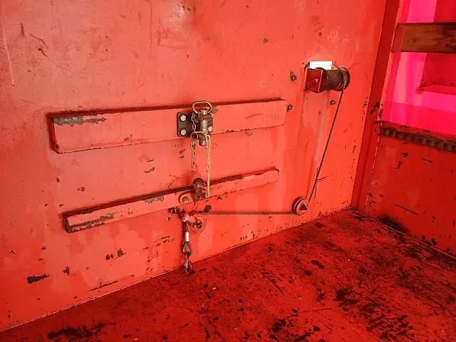 Leebur afzetcontainer - afbeelding 7 van  18