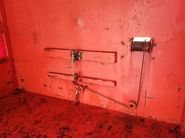 Leebur afzetcontainer - afbeelding 8 van  18
