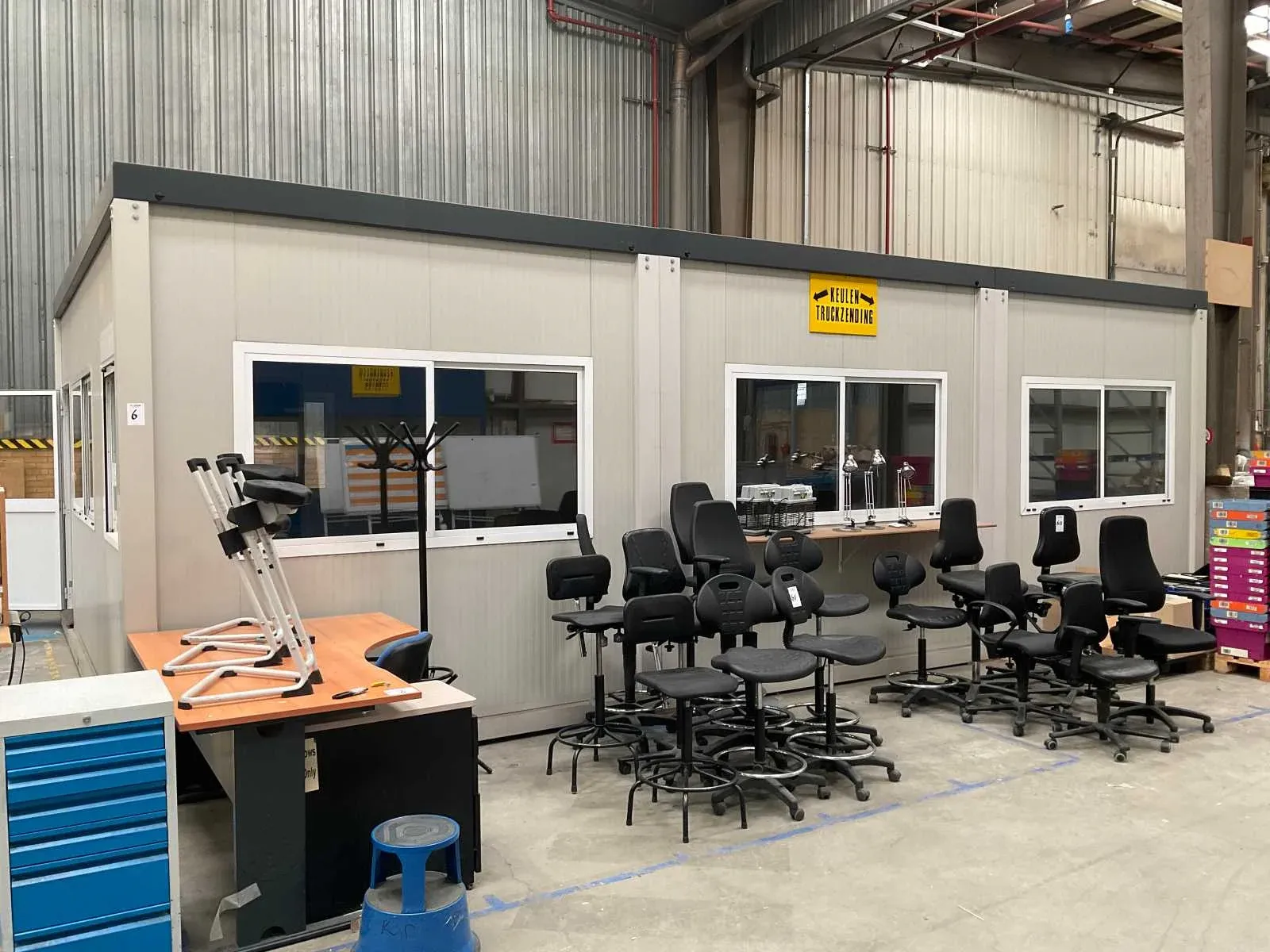 Leegruiming distributiecentrum sandvik benelux