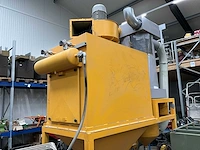 Leering straalmachine met filterafzuiginstallatie - afbeelding 3 van  11