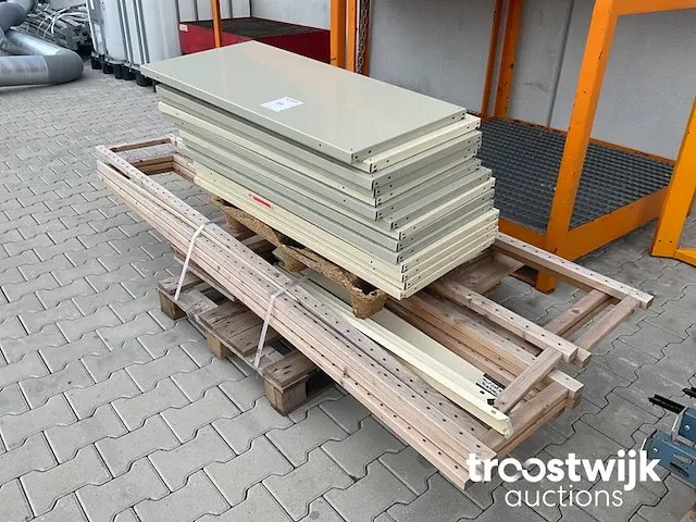 Legbordstelling gedemonteerd - afbeelding 2 van  3