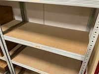 Legbordstelling met medische attributen - afbeelding 6 van  10
