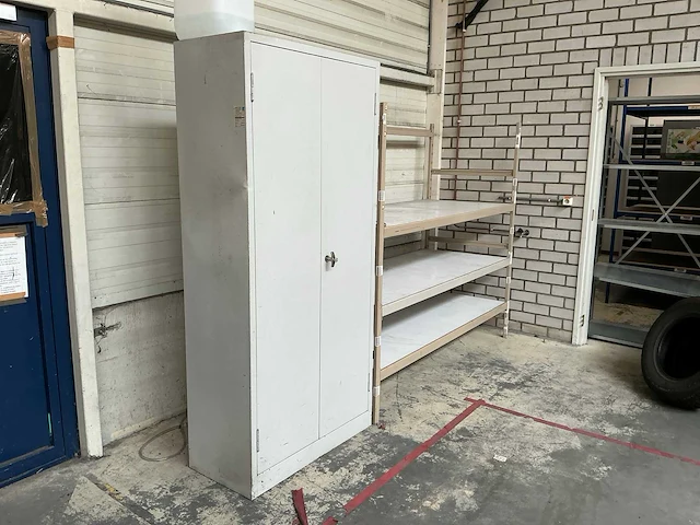 Legbordstellingen - magazijn kast - afbeelding 27 van  35