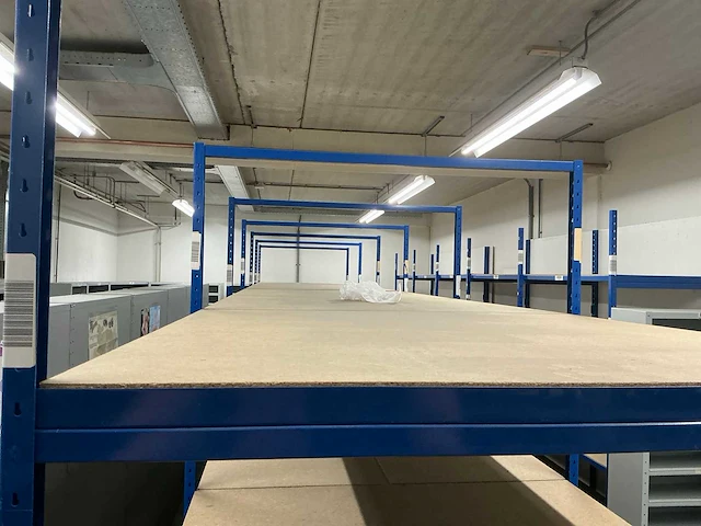 Legbordstellingen - magazijn kast - afbeelding 23 van  35