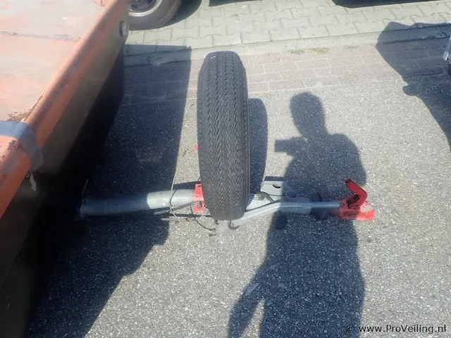 Lege vouwwagen aanhanger - afbeelding 2 van  5