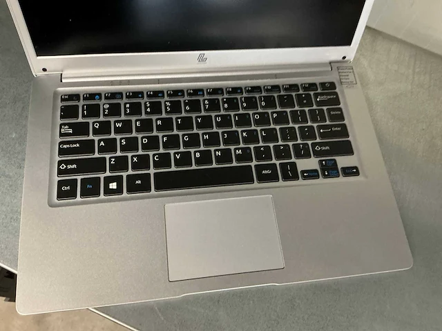 Legend x1 14,1'' full hd laptop (9x) - afbeelding 2 van  6