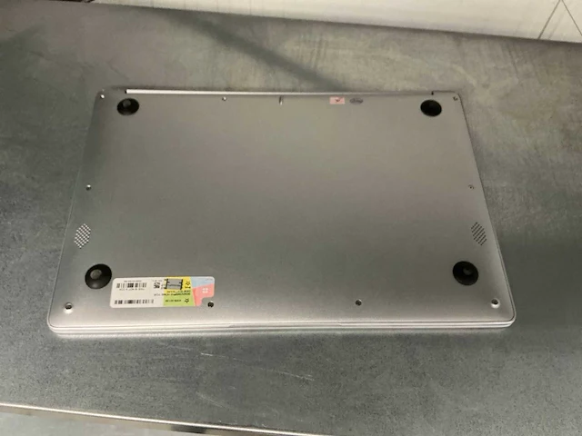 Legend x1 14,1'' full hd laptop (9x) - afbeelding 5 van  6