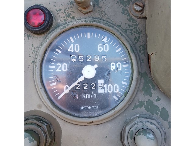 Leger voertuig unimog , mercedes, 404 - afbeelding 9 van  52