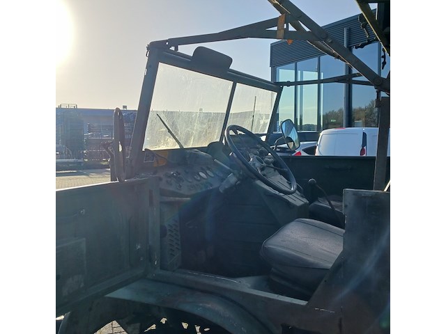 Leger voertuig unimog met opbouw, mercedes, 404 - afbeelding 3 van  53