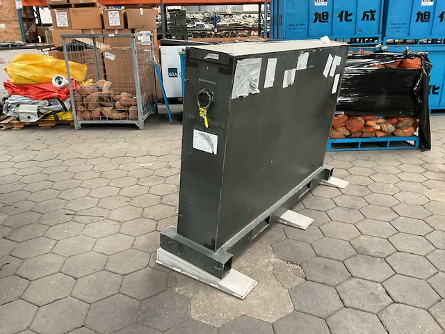 Legercontainer - afbeelding 4 van  8