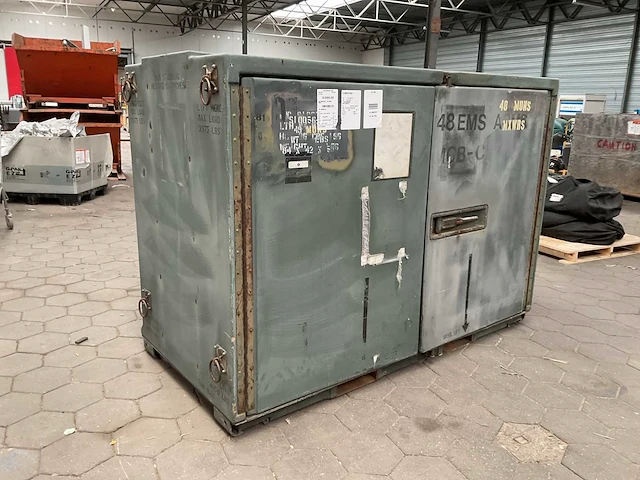 Legercontainer - afbeelding 2 van  7