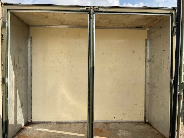 Legercontainer - afbeelding 6 van  6