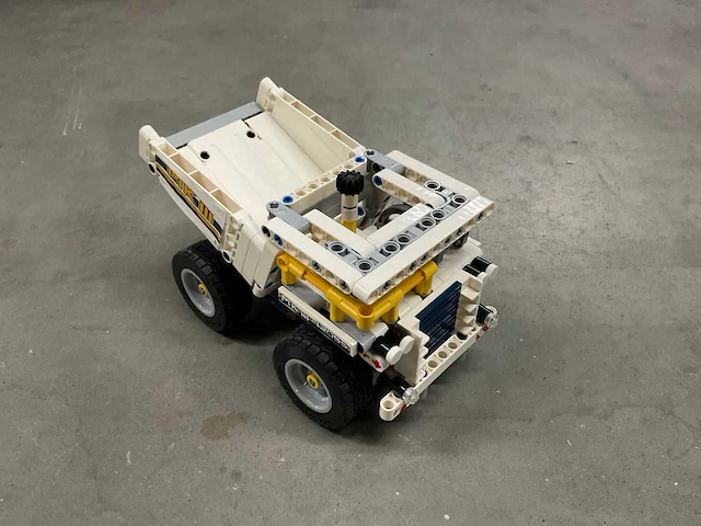 Lego - 42055 - bucket wheel excavator - lego technic - afbeelding 5 van  9