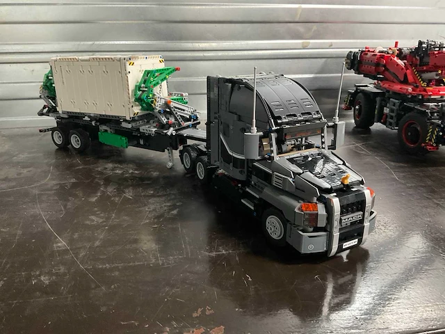 Lego 42078 mack anthem - afbeelding 7 van  14