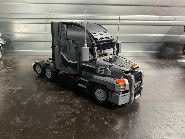 Lego 42078 mack anthem - afbeelding 8 van  14