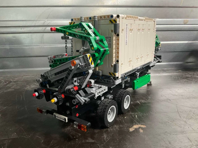 Lego 42078 mack anthem - afbeelding 14 van  14