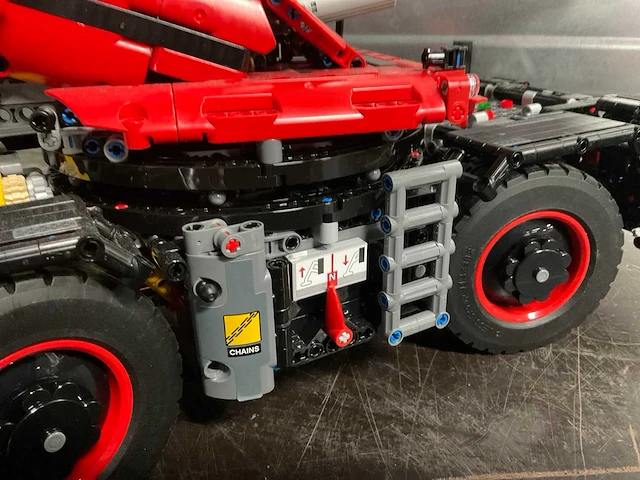 Lego 42082 hijskraan - afbeelding 12 van  14