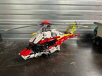 Lego 42145 airbus h175 reddingshelikopter - afbeelding 1 van  7