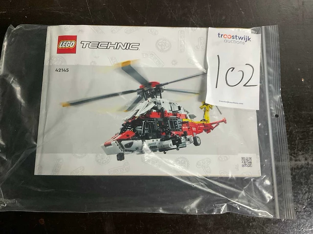Lego 42145 airbus h175 reddingshelikopter - afbeelding 7 van  7
