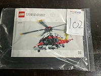 Lego 42145 airbus h175 reddingshelikopter - afbeelding 7 van  7