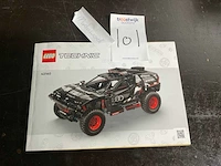 Lego 42160 audi rs q e-tron - afbeelding 5 van  6
