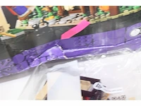 Lego disney hocus pocus: de sanderson sisters' cottage 21341 - afbeelding 3 van  3