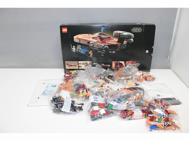 Lego star wars 75341 luke skywalker's landspeeder - afbeelding 4 van  5
