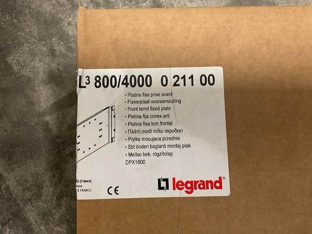 Legrand - xl3 800/4000 - 021100 - fixeerplaat vooraansluiting - afbeelding 2 van  2