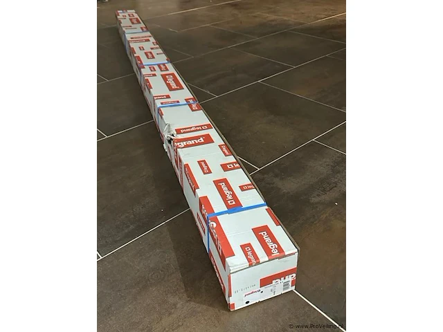 Legrand energiezuil - afbeelding 1 van  3