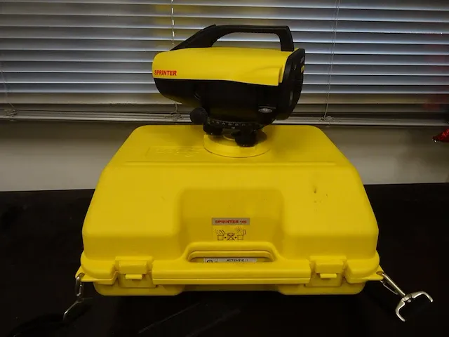Leica - sprinter 100 - bouwlaser - afbeelding 1 van  4