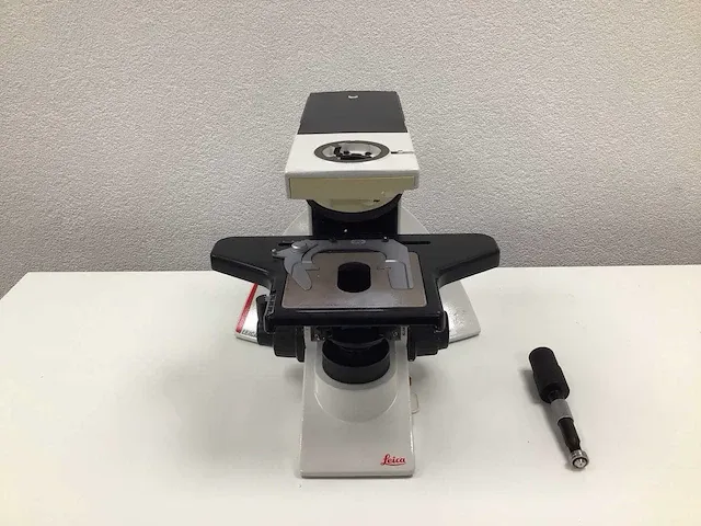 Leica dm 2000 microscope - afbeelding 2 van  6