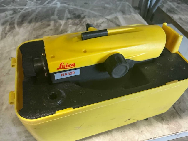 Leica na 324 waterpasinstrument (2x) - afbeelding 6 van  9