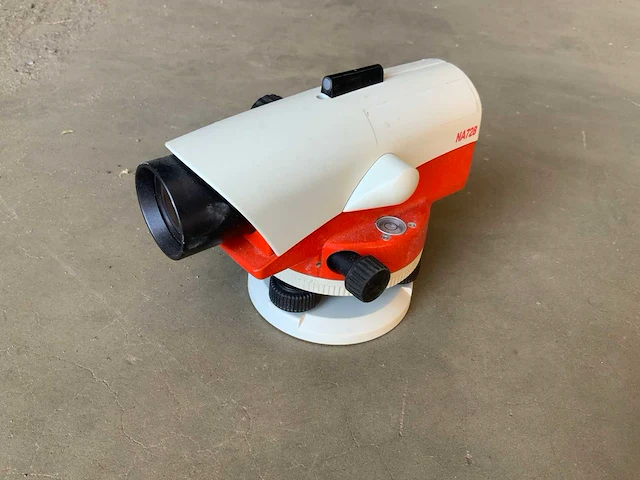 Leica na728 waterpasinstrument - afbeelding 1 van  3
