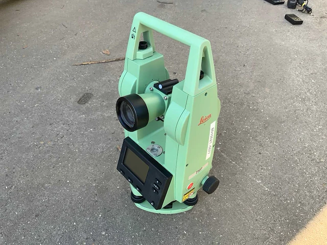 Leica t107 theodoliet - afbeelding 2 van  6