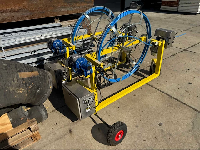 Leiding renovatie installatie met aanhanger - afbeelding 14 van  62