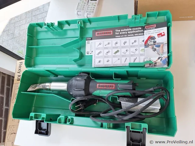 Leister hot air tool triac st in kist - afbeelding 1 van  4