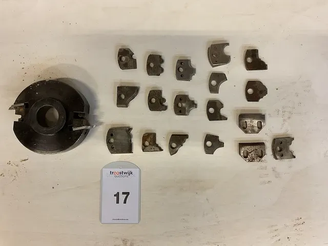 Leitz frees met diverse opzetstukken - afbeelding 1 van  2