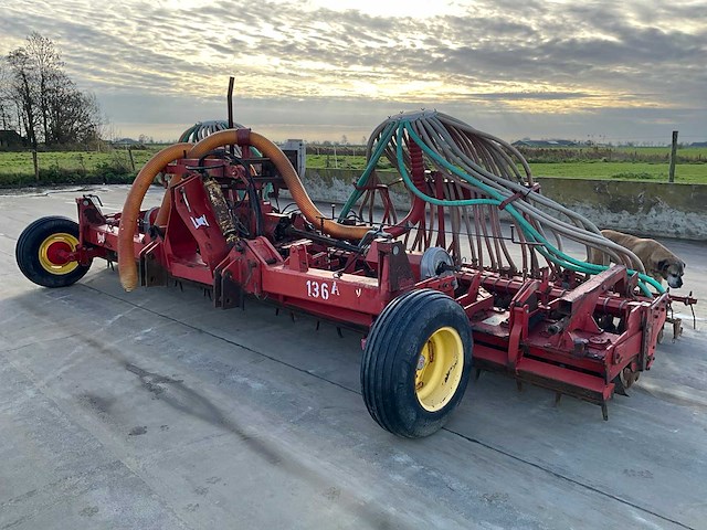 Lely 6000 rotorkopeg met accord zaaimachine - afbeelding 1 van  25