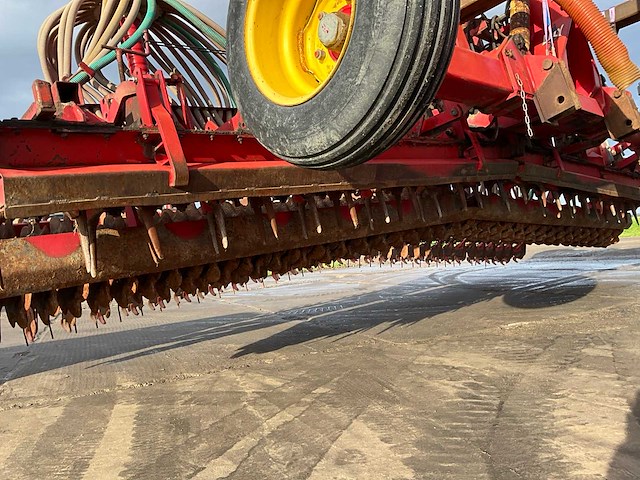 Lely 6000 rotorkopeg met accord zaaimachine - afbeelding 16 van  25