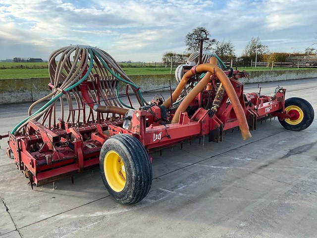 Lely 6000 rotorkopeg met accord zaaimachine - afbeelding 20 van  25