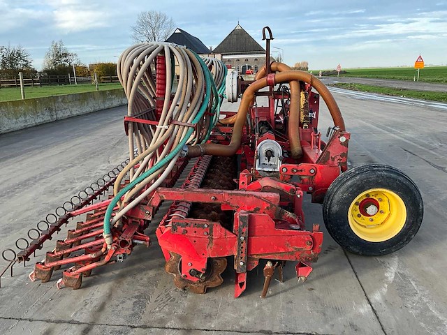 Lely 6000 rotorkopeg met accord zaaimachine - afbeelding 21 van  25